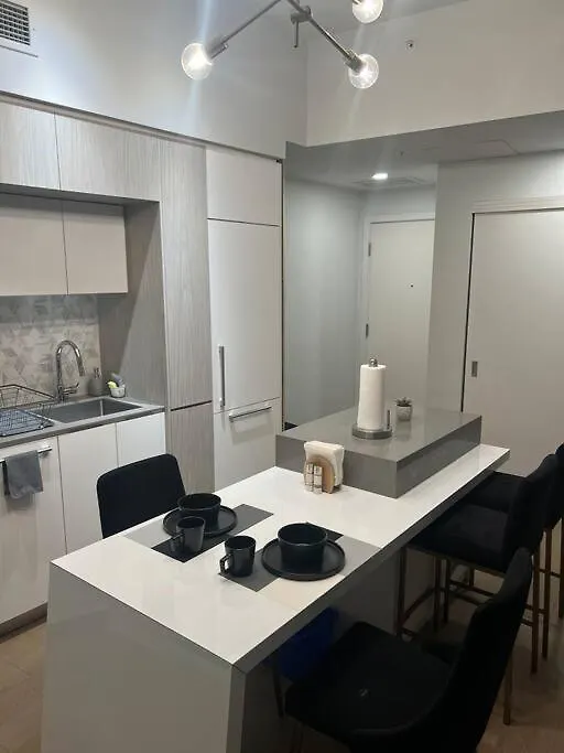 Luxury Downtown Escape Pool & Free Parking Apartamento Montréal