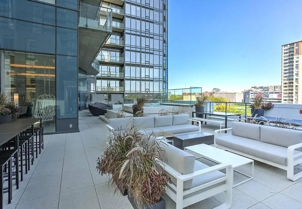 Luxury Downtown Escape Pool & Free Parking Apartamento Montréal Canadá